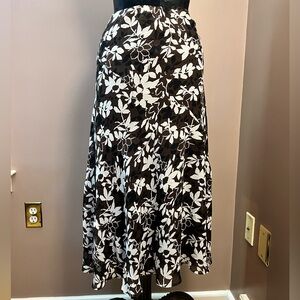 Liz Claiborne Brown and Black Floral Maxi Skirt Size 12